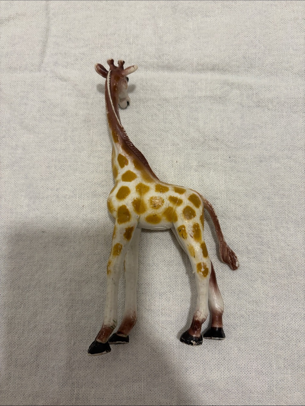 Giraffe Toy - Picture 3 of 8